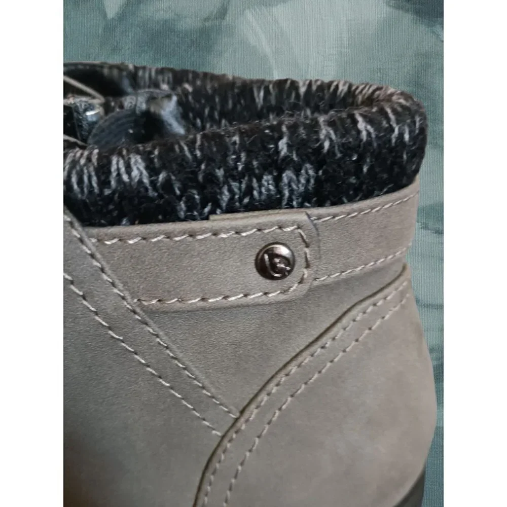 Sporto Womens Faux Suede Ankle Boots With Knit Collar & Lace-Up 7.5M gray color